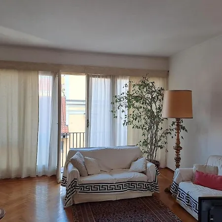Bertola 49 - Con Bagno In Centro Storico Porta Susa Turín